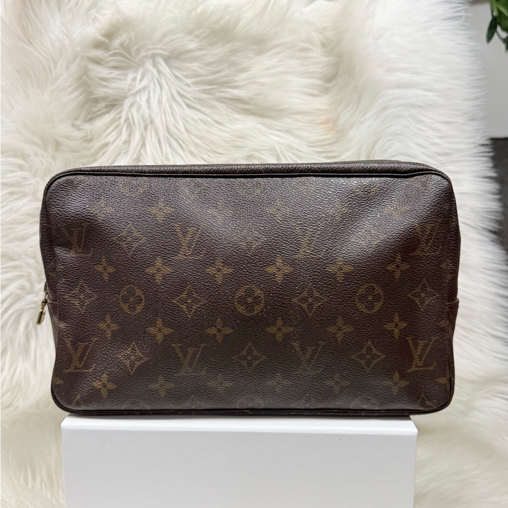 Sold Authentic Louis Vuitton Brown Monogram Trousse Toiletry Bag